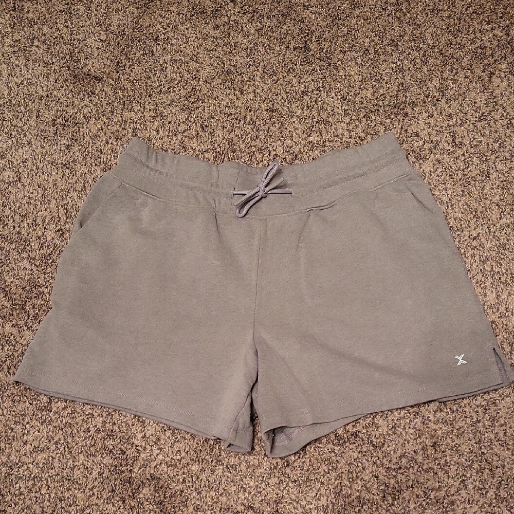 Xersion Gray Athletic Shorts with Elastic Waistband